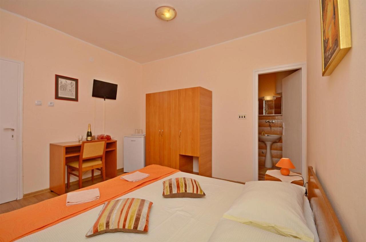Apartment And Room Ivica Vodice Luaran gambar
