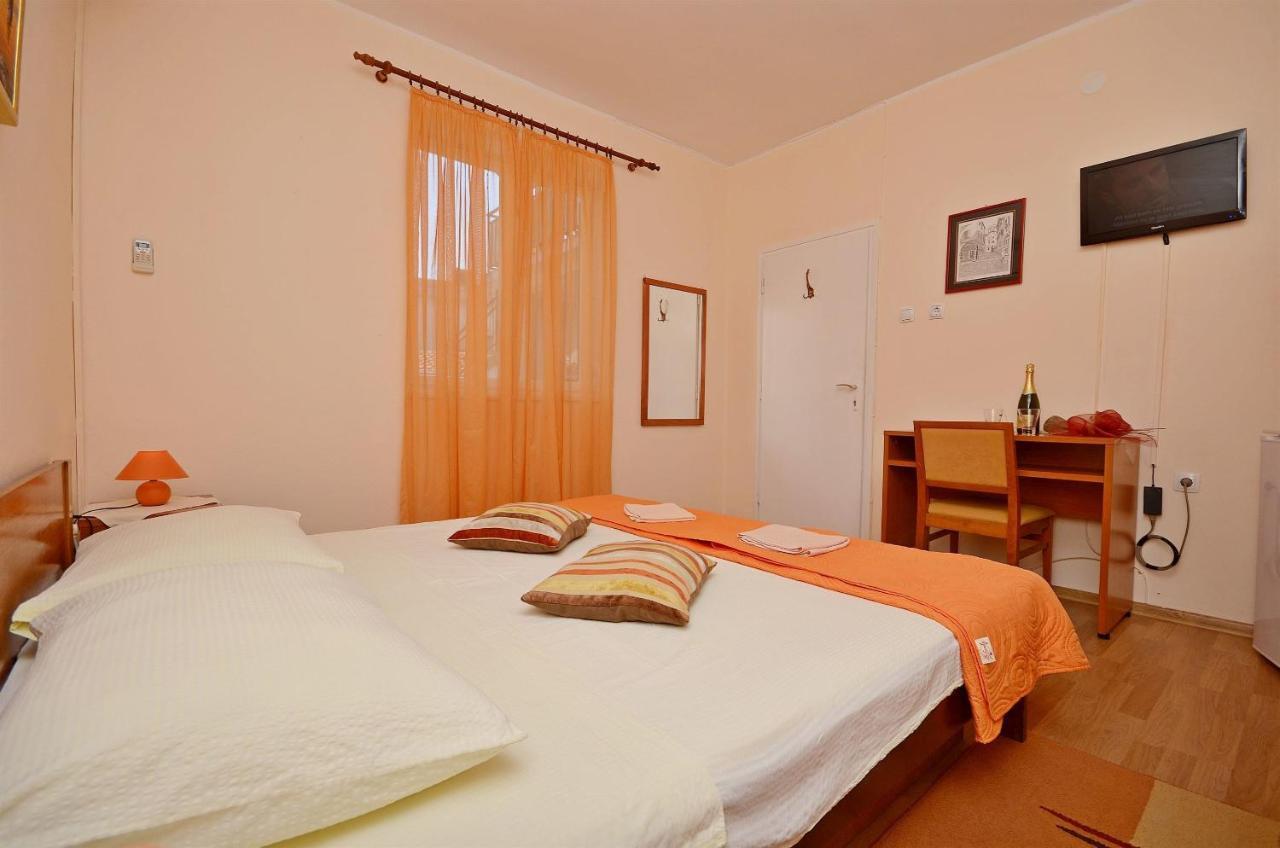 Apartment And Room Ivica Vodice Luaran gambar