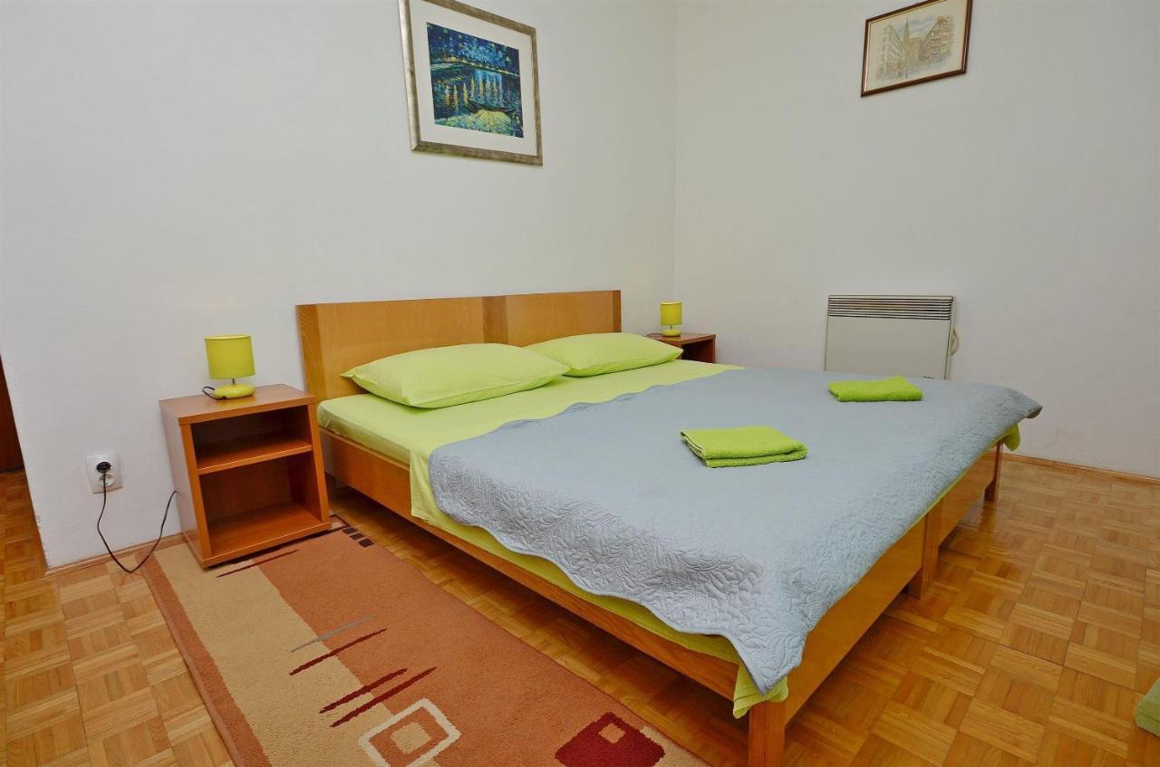 Apartment And Room Ivica Vodice Luaran gambar