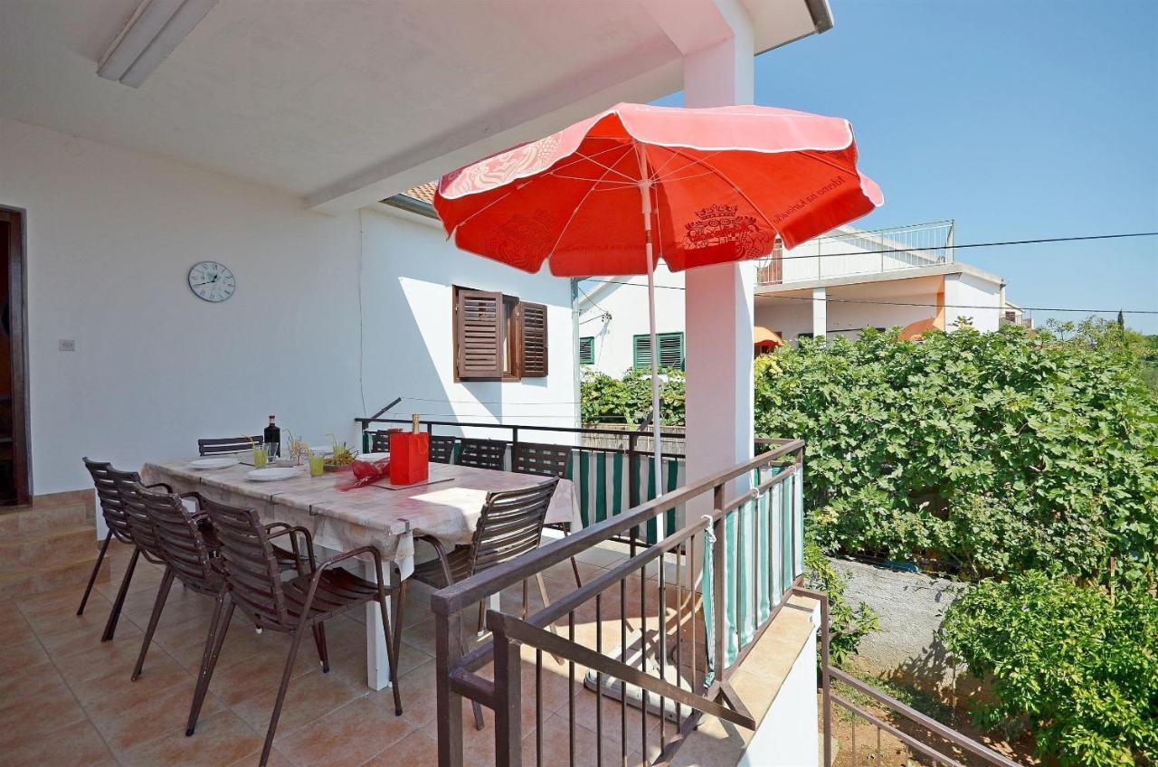 Apartment And Room Ivica Vodice Luaran gambar