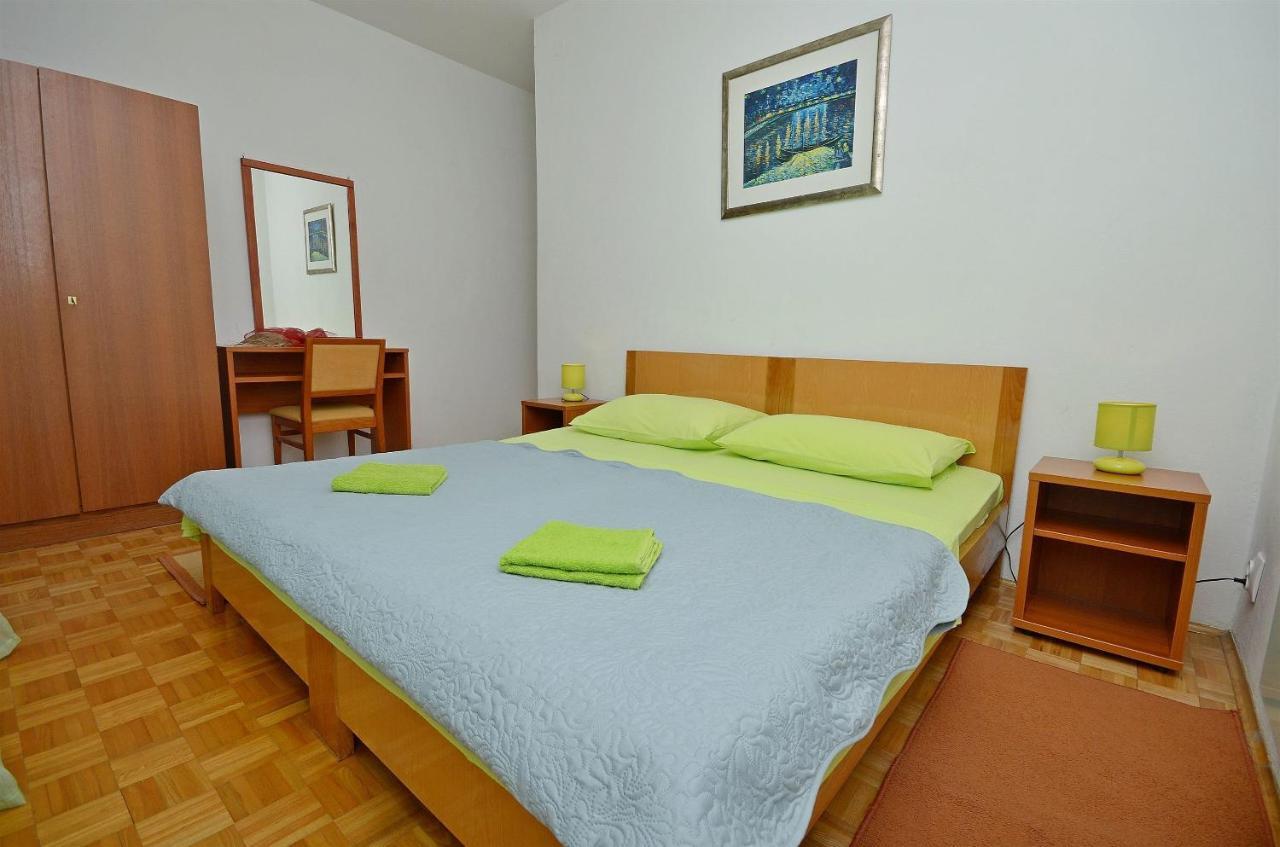 Apartment And Room Ivica Vodice Luaran gambar