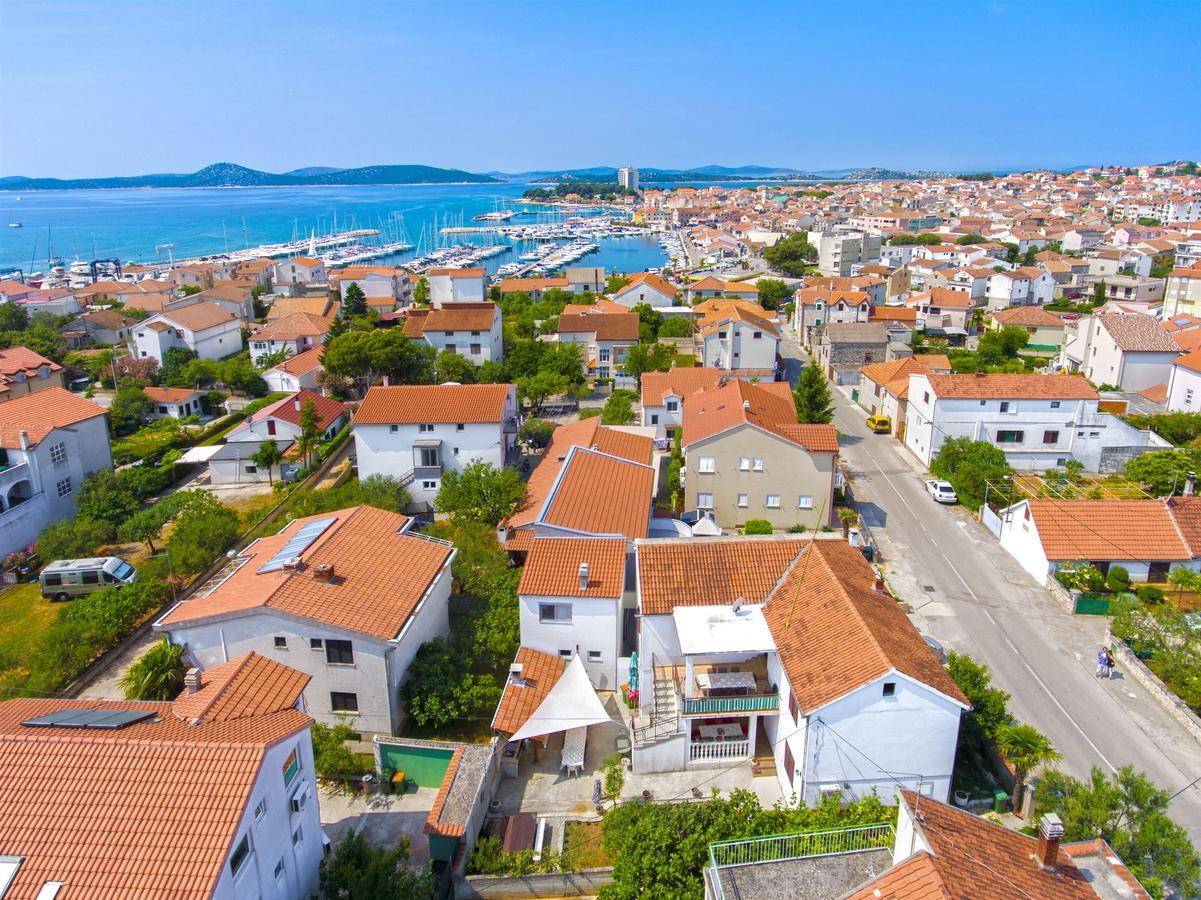 Apartment And Room Ivica Vodice Luaran gambar