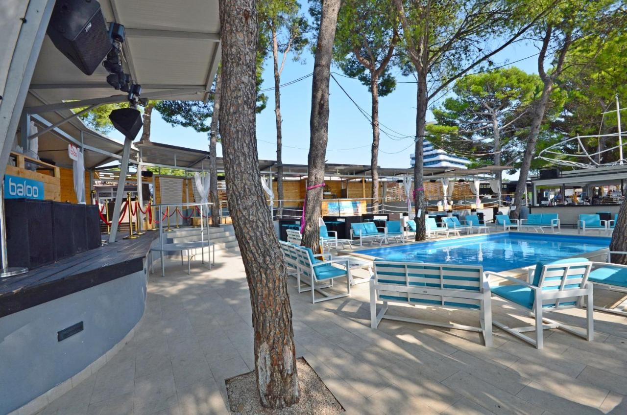 Apartment And Room Ivica Vodice Luaran gambar